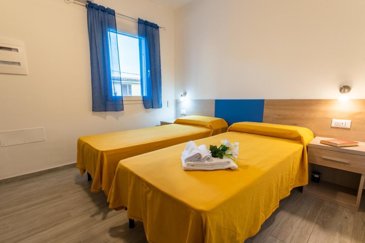 Bed & Blu Otel La Caletta Dış mekan fotoğraf