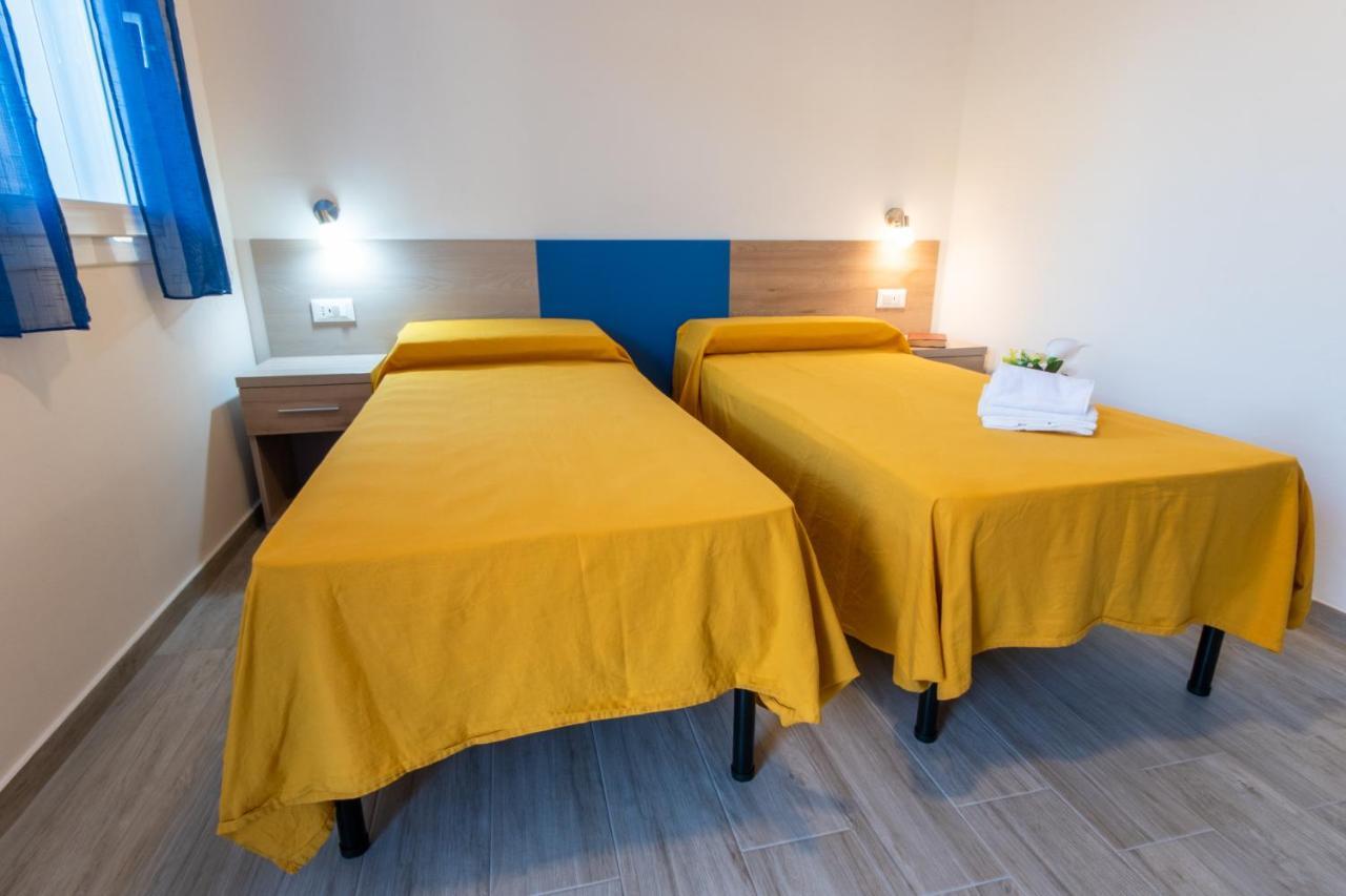 Bed & Blu Otel La Caletta Dış mekan fotoğraf