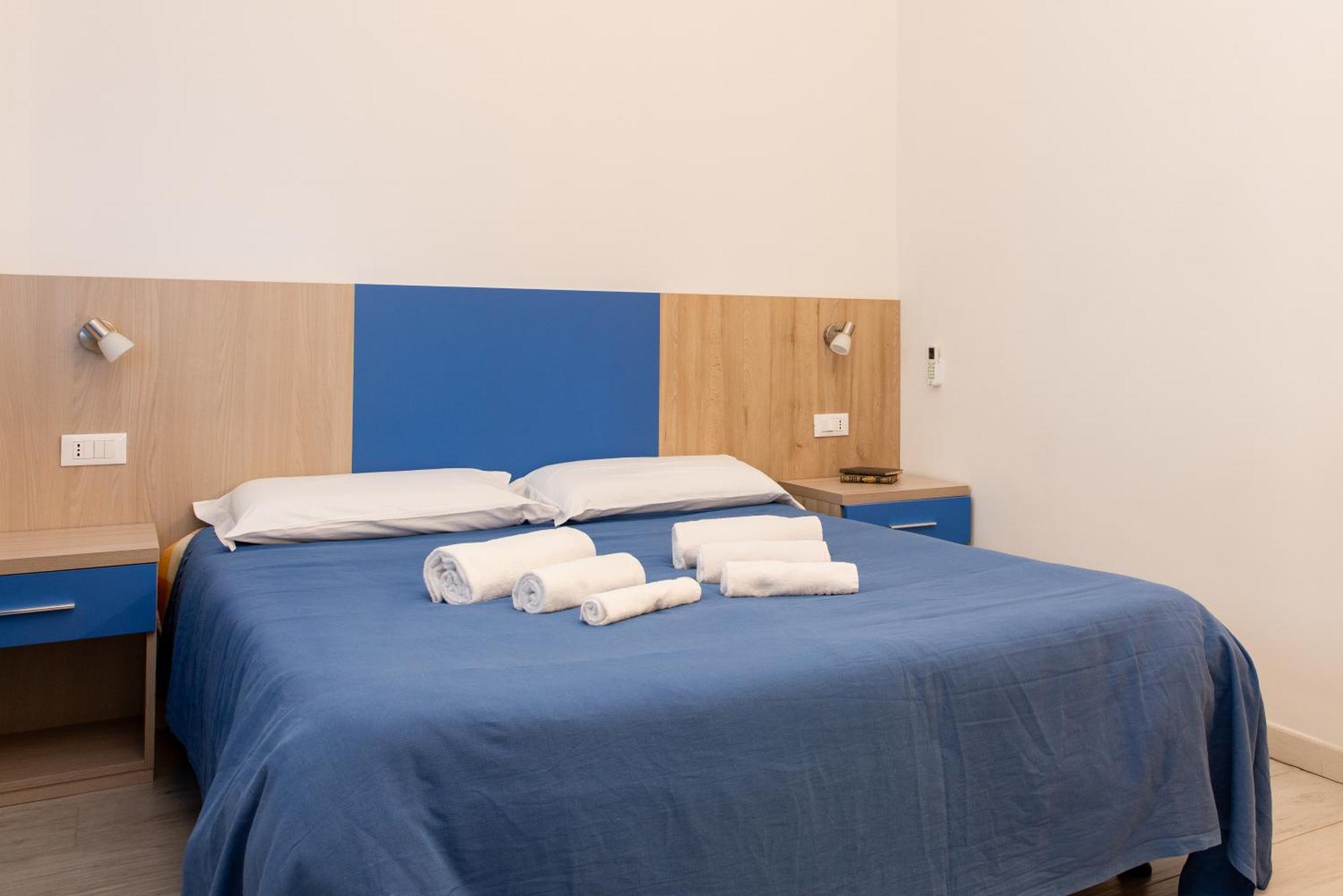 Bed & Blu Otel La Caletta Dış mekan fotoğraf
