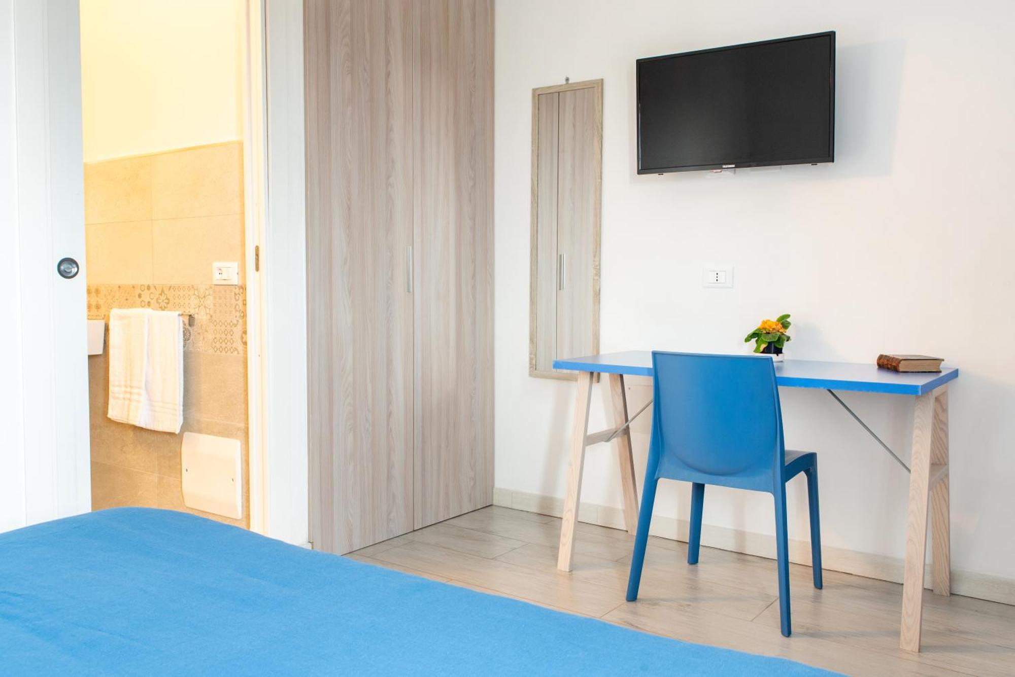 Bed & Blu Otel La Caletta Dış mekan fotoğraf